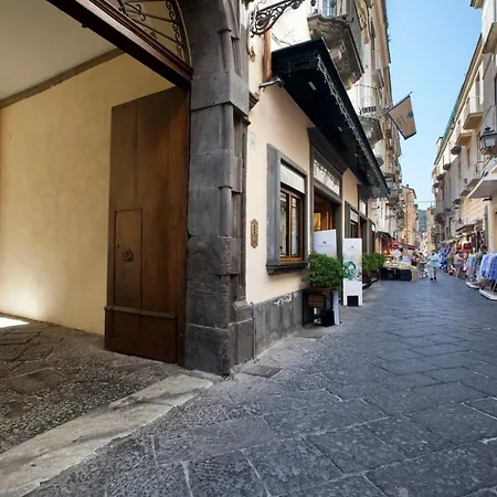 Sorrentovibes 펜션 *