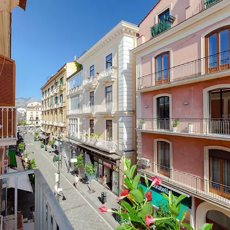 Semesterbostad Sorrentovibes *